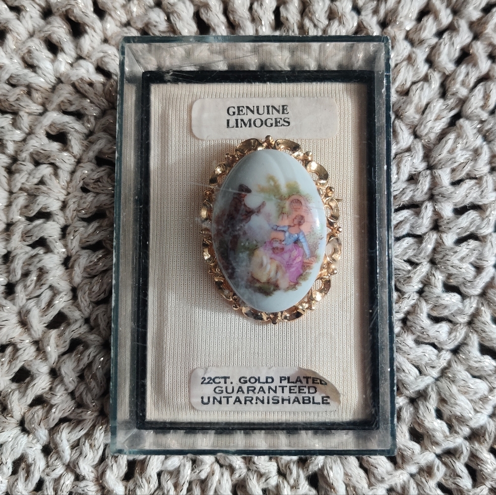 Vintage Limoges 22ct Gold-plated Handpainted Porcelain Brooch Pin
